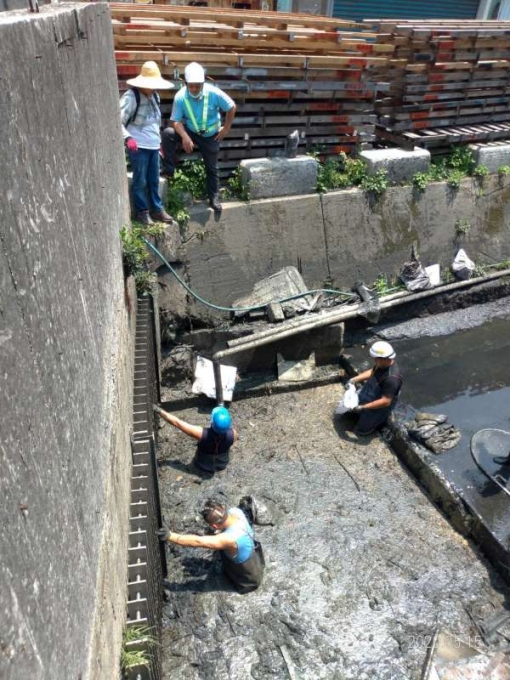 2﹒顧問公司對承包廠商現場人員進行工程指導