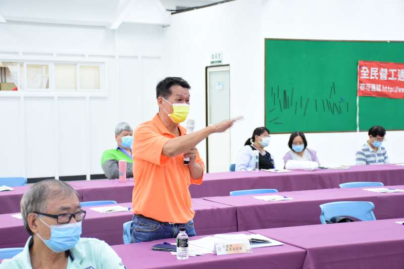 9.仁愛里長林宏典提問