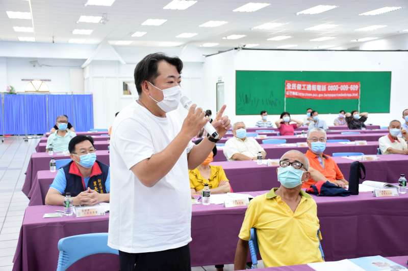 11.光華里長李鵬毅提問